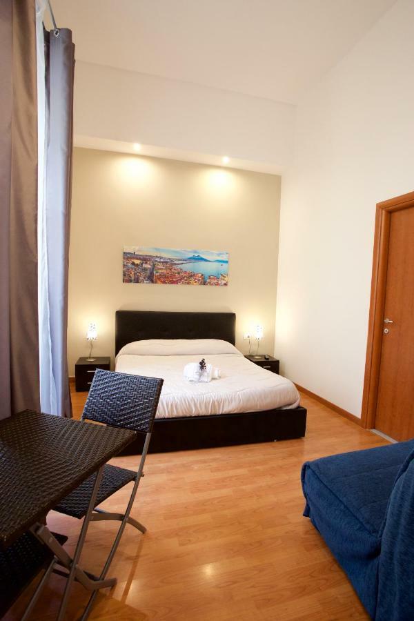 Metronapoli Bed and Breakfast Exteriör bild